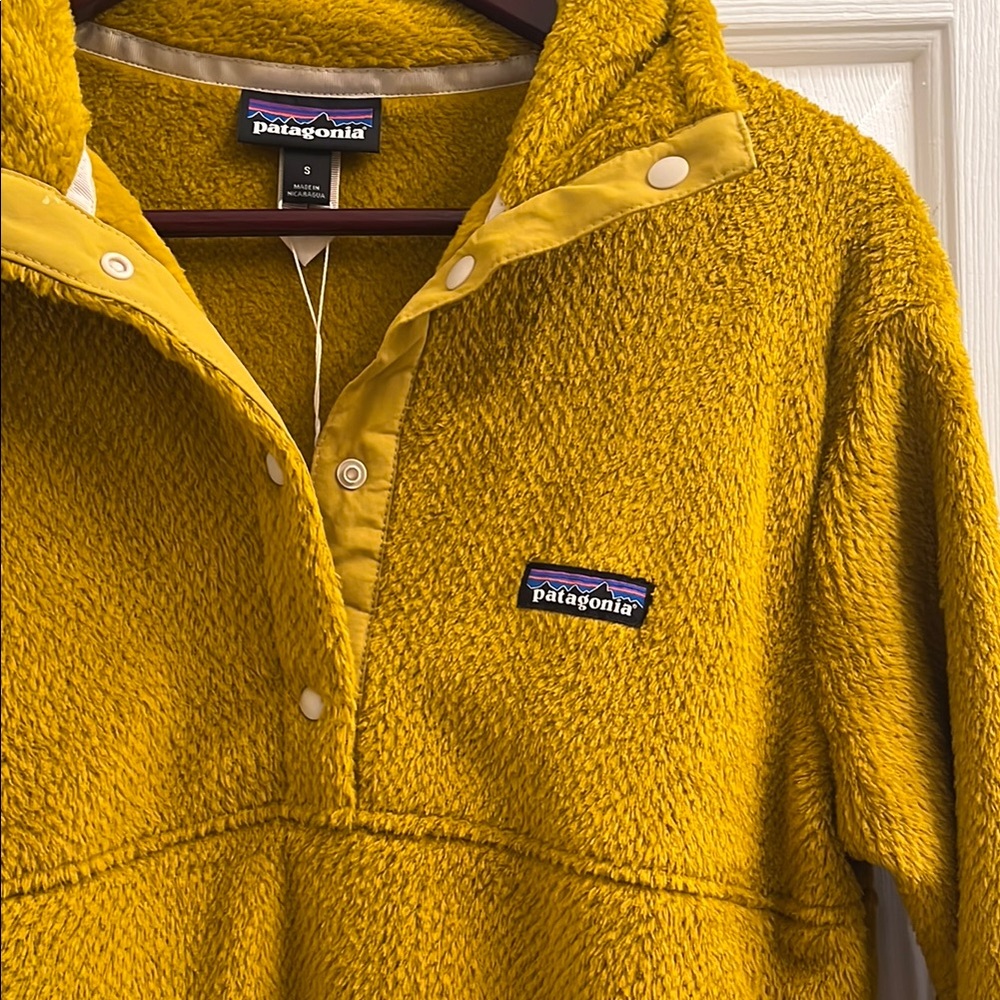 Patagonia Yellow Fleece Pullover